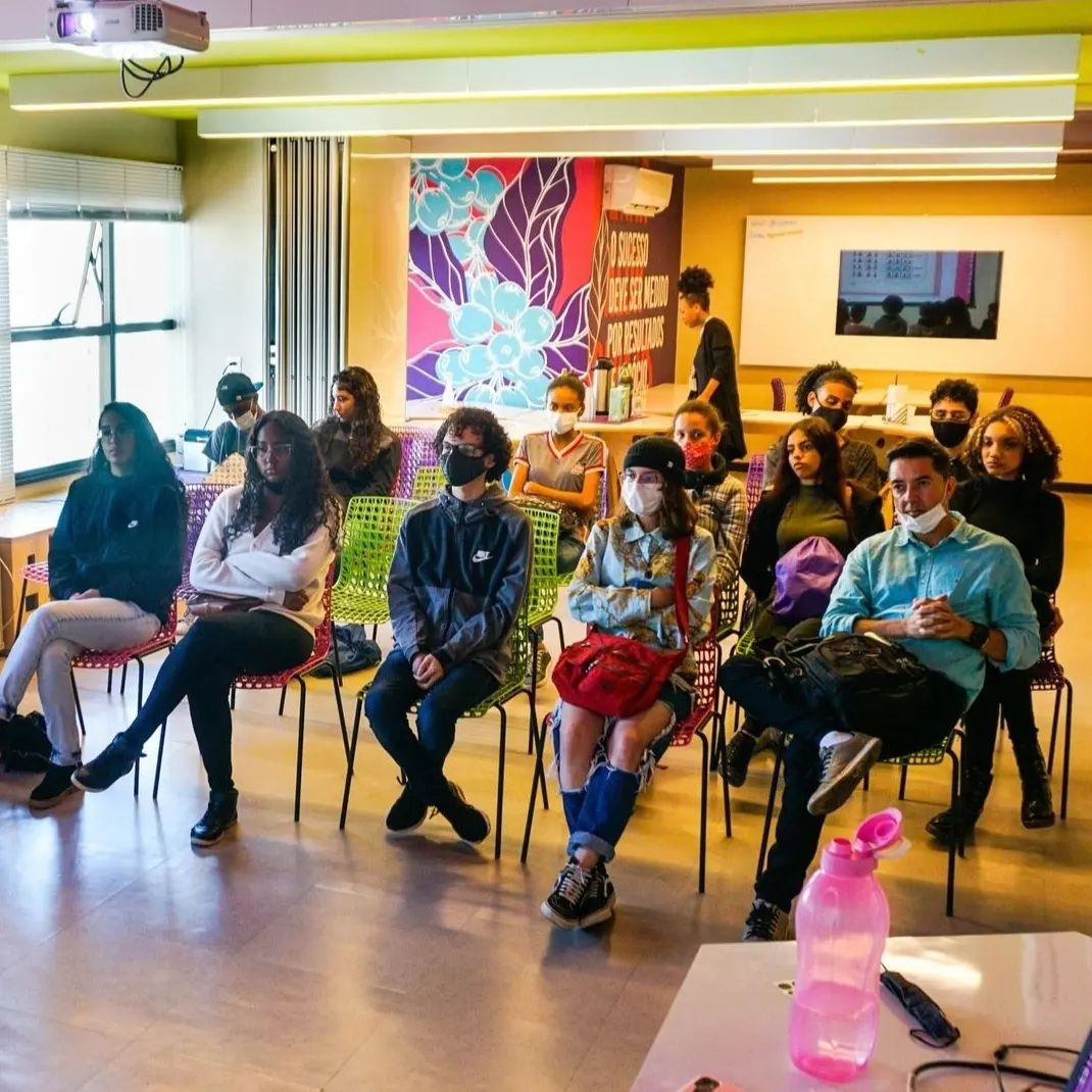 Foto dos alunos na Dti digital